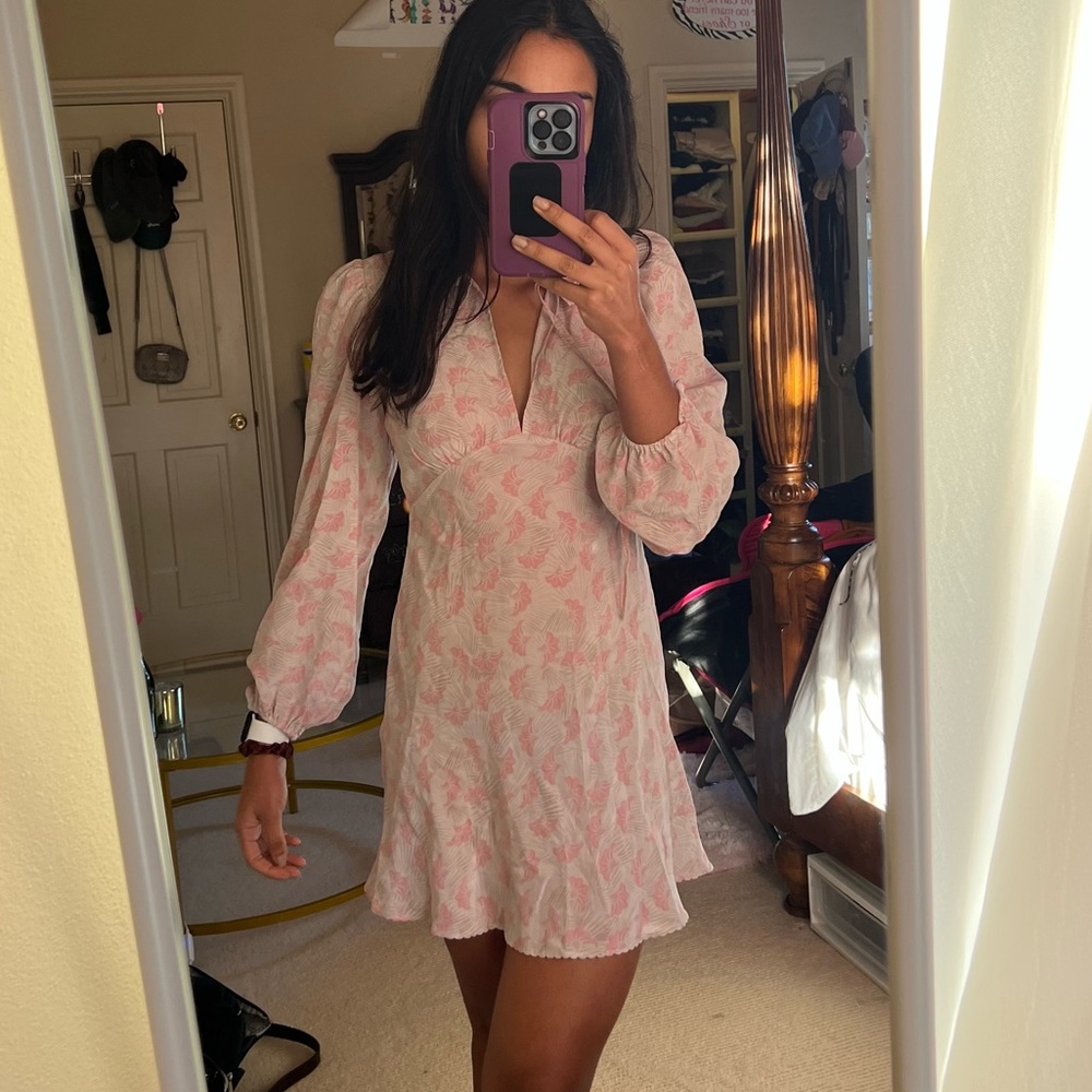 100% silk Aritzia Trudy dress